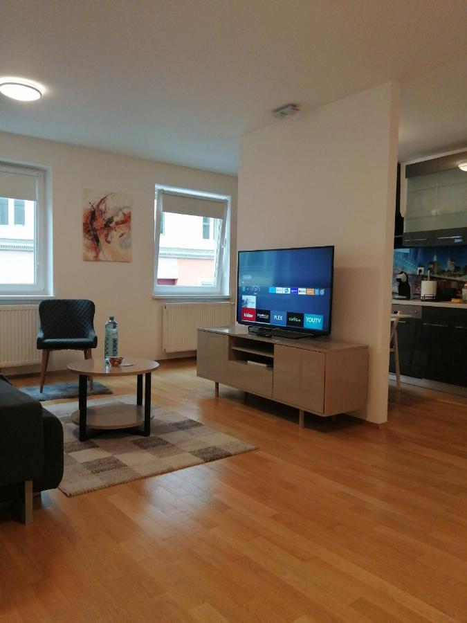 Apartment Tesla Viena Exterior foto