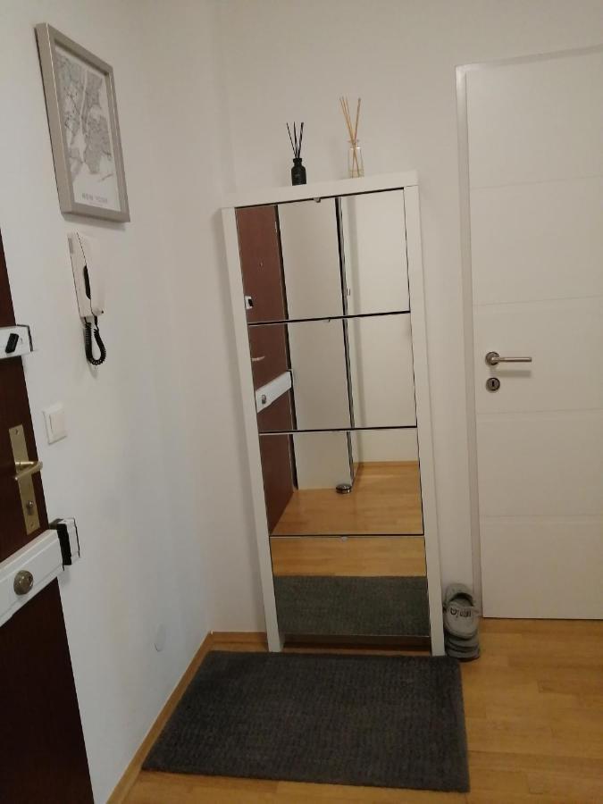 Apartment Tesla Viena Exterior foto
